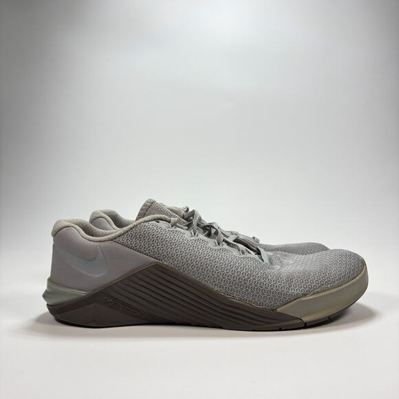Nike Metcon 5 Grey Crossfit Gym Training Shoes AQ1189-010 Men's Size 8.5 - Picture 1 of 10